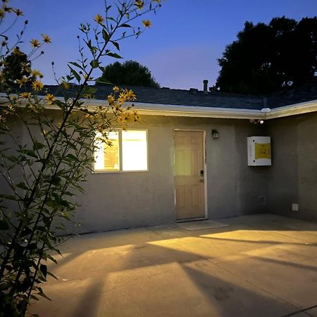 Guest House Casa De Thousand Oaks Exterior photo
